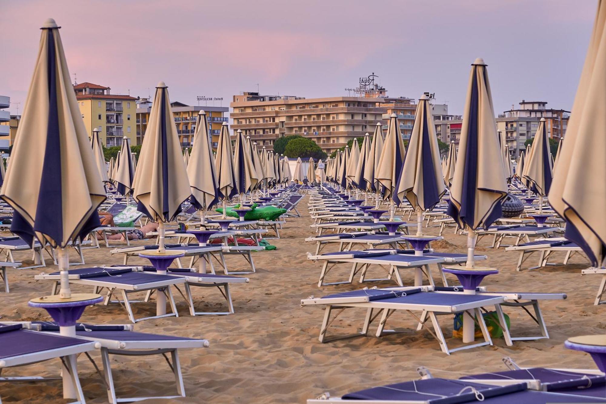 Nice Apartment With Terrace Next To The Sea Bibione Eksteriør billede